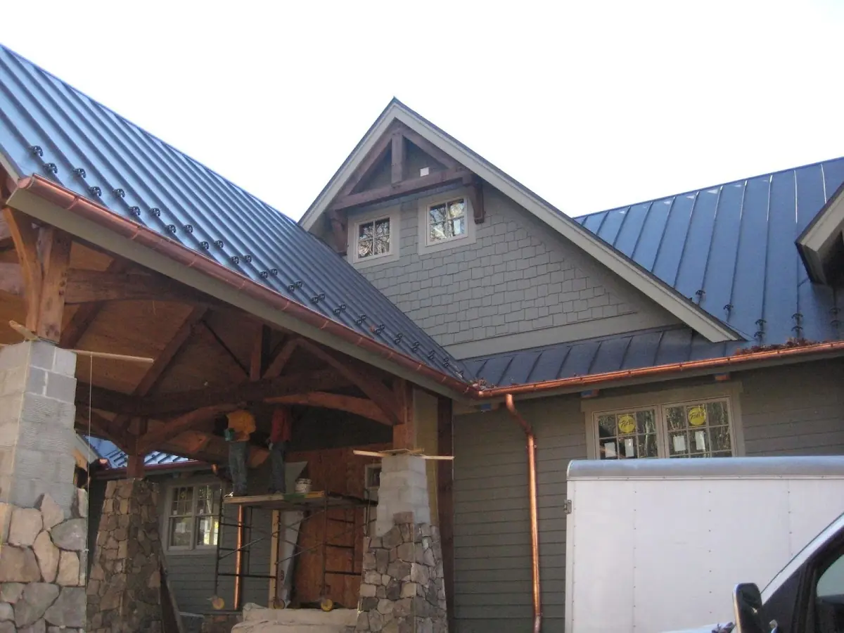 Craftsman Roofing team delivering quality roofing work in Chesterfield Shores